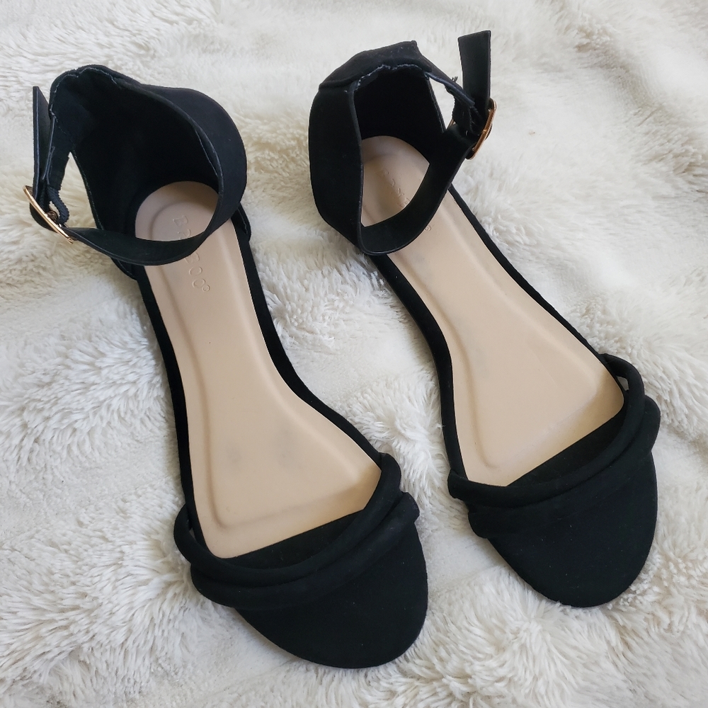 BAMBOO black sandals NEW size 7